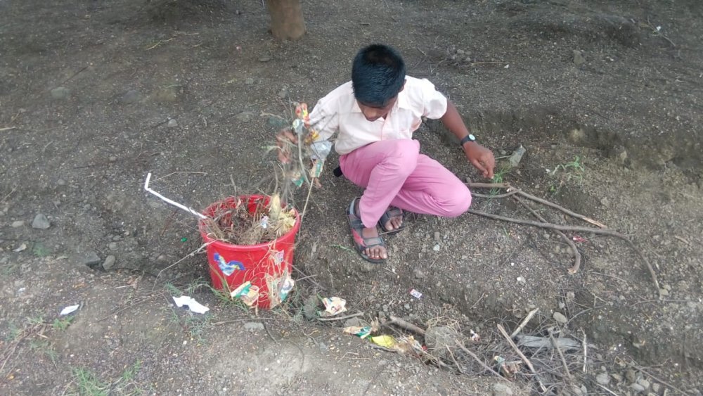गाव व शाळा स्वच