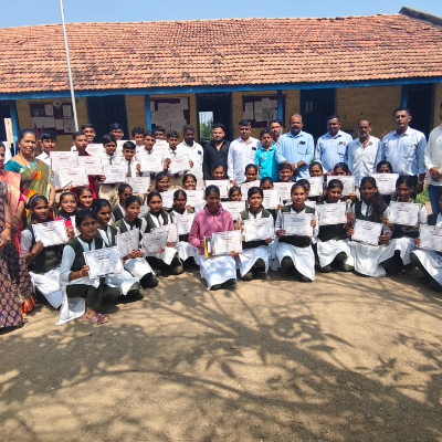 Traceable Giving Foundation given Certificate and Gifts 
